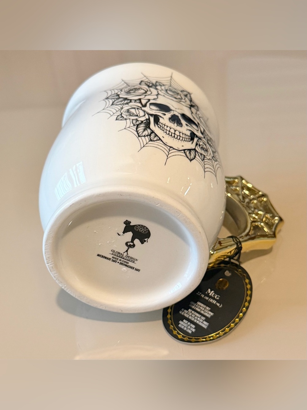 Skull & Roses Mug with Gold Spiderweb Handle - 22oz - Picture 4 of 5